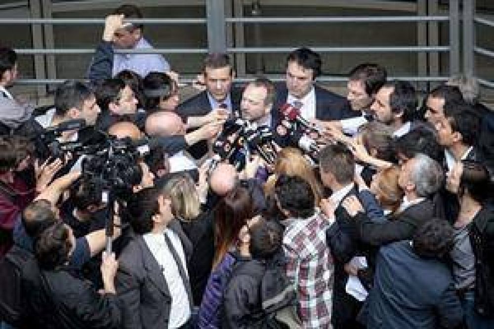 C�mo avanzar� el Gobierno en la "adecuaci�n de oficio" del Grupo Clar�n