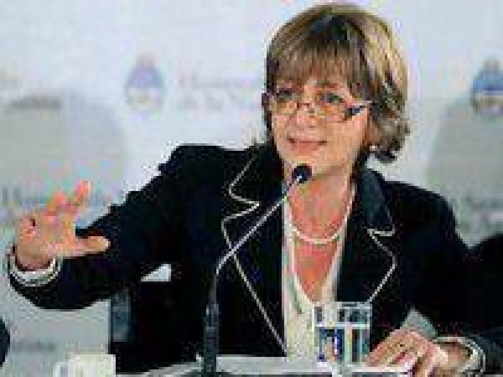 Piden la declaraci�n indagatoria de Alejandra Gils Carb�