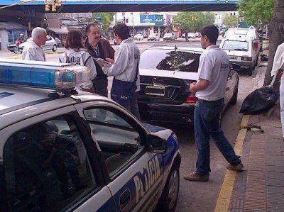 Automovilista huy� de un control de Arba, lo atraparon y tuvo que pagar