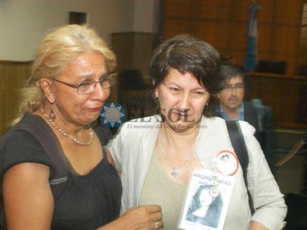 Perpetua para un expolic�a