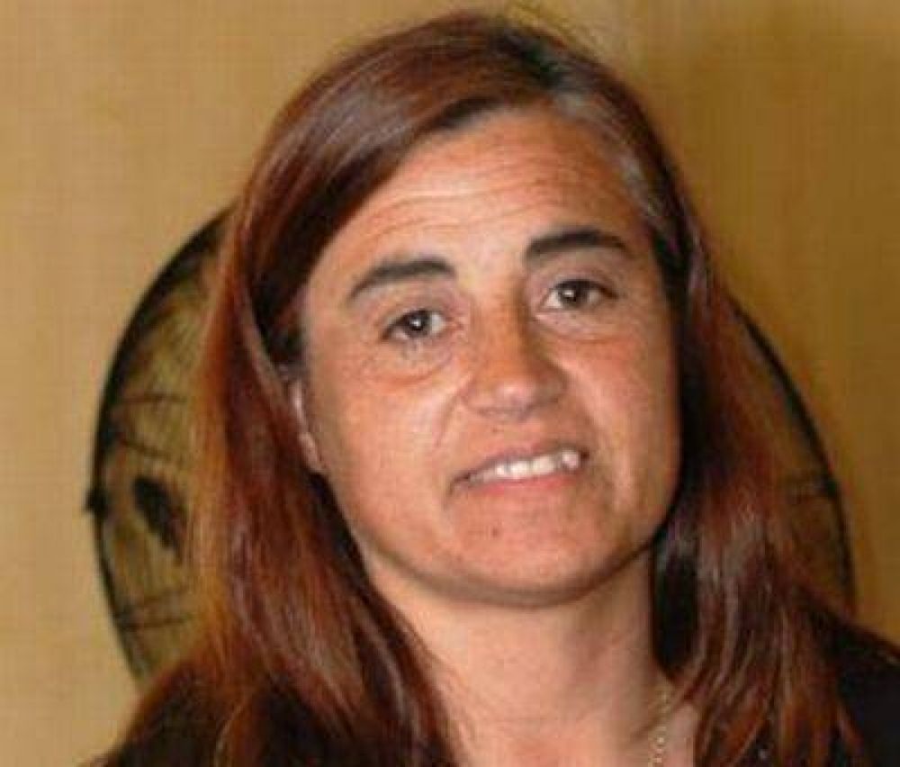 Claudia Rodriguez: �El deporte tambi�n educa�