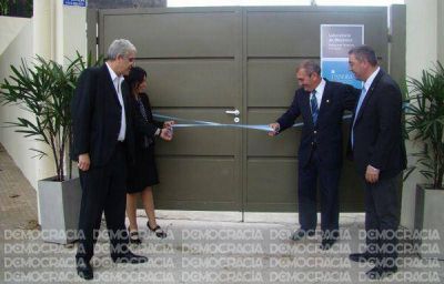 Inauguran laboratorio para estudiantes de carreras de Ingenier�a en la UNNOBA