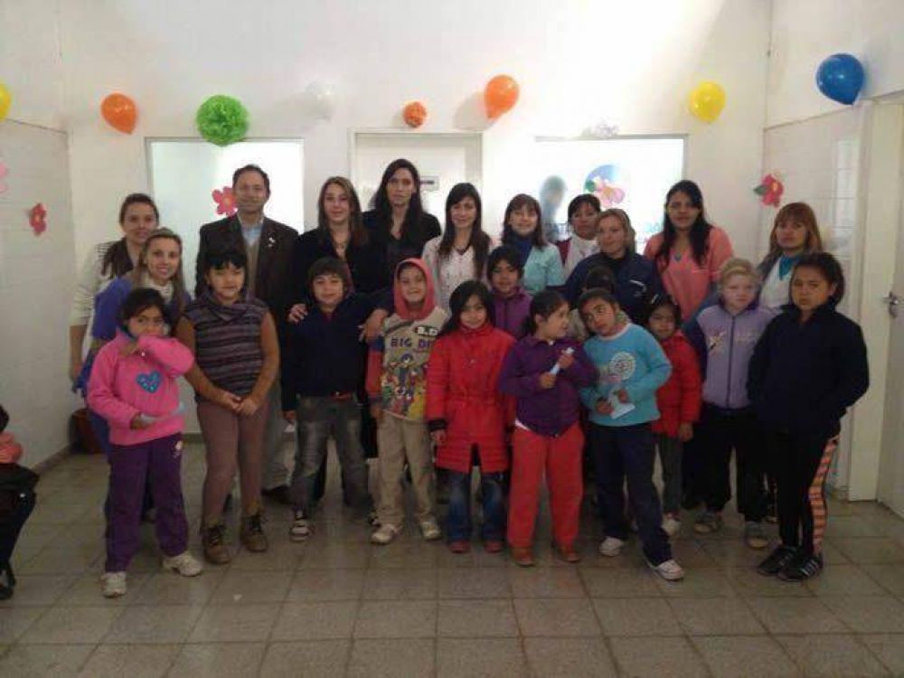 Campa�a de prevenci�n contra la pediculosis en escuelas municipales de la Capital