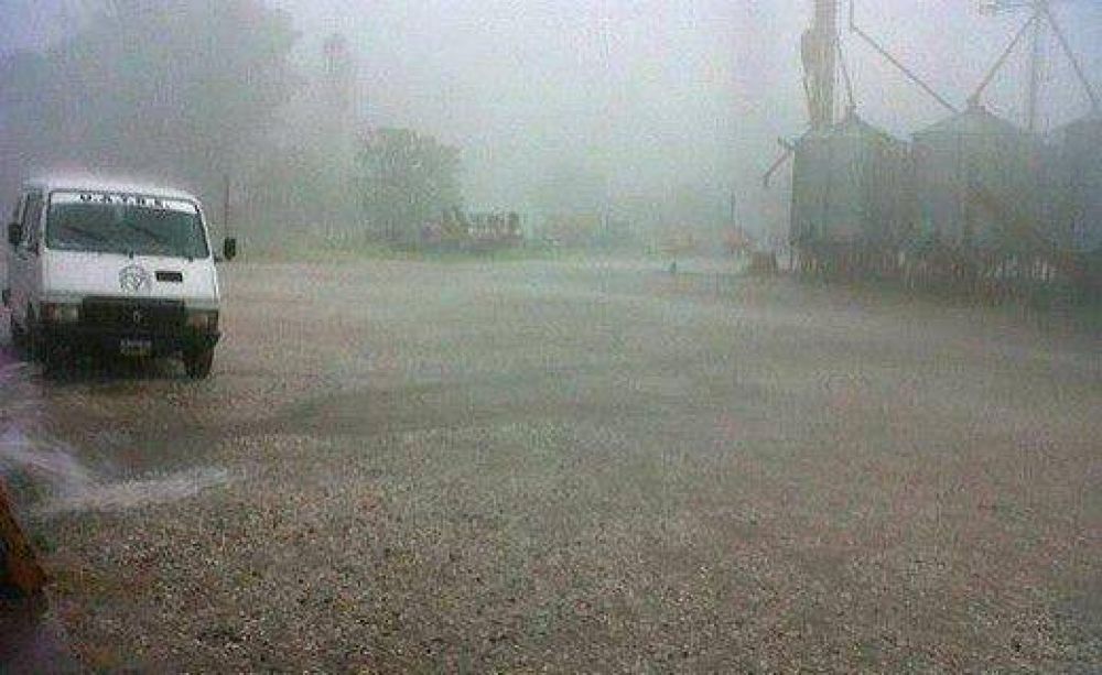 Fuerte tormenta caus� caos en el sudeste provincial y la muerte de una adolescente