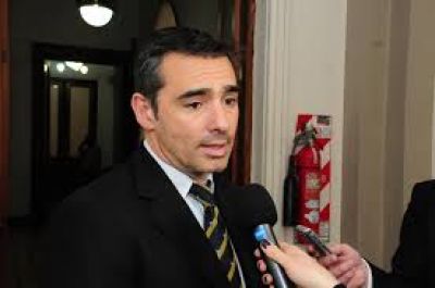Mencionan que Feli� no asumir�a en diciembre porque Randazzo lo convocar�a al Gobierno Nacional