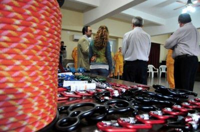 El Municipio entreg� elementos de trabajo a los bomberos del Grupo GERZ