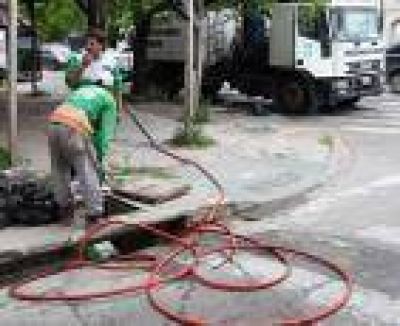 La Plata: Comuna sigue realizando tareas preventivas ante la tormenta que se avecina