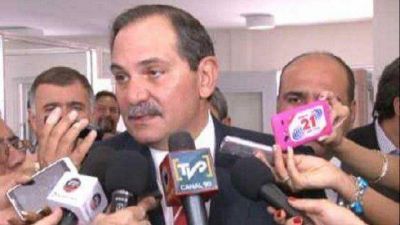 Alperovich buscar� inversores rusos y chinos para obras de infraestructura