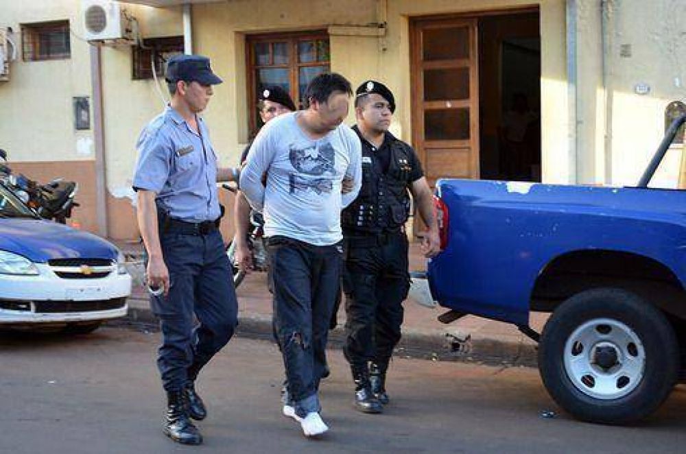 Tras espectacular persecuci�n detuvieron a motochorro que rob� 100 mil pesos a un m�dico en Posadas 