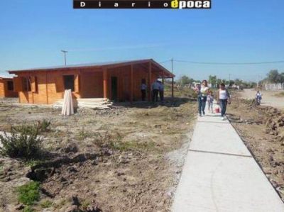 El PROMEBA llev� energ�a, cloacas y agua a La Olla