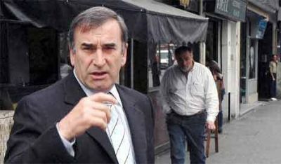 La Justicia habilit� a Patti para que se postule como candidato electoral 