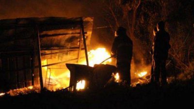 Uruguay: vecinos incendiaron la casa del asesino de 14 a�os