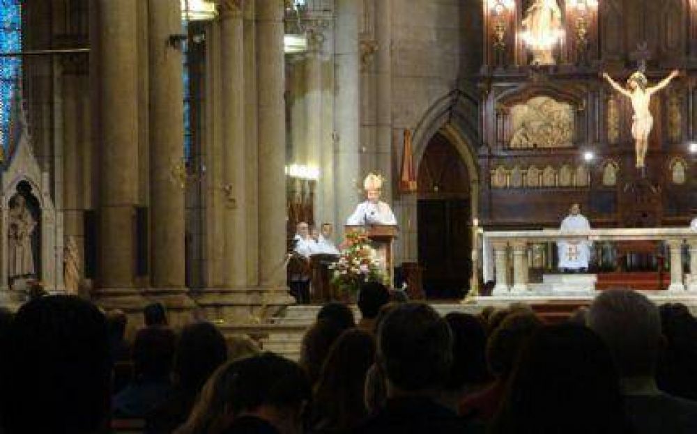 �La profanaci�n de un templo, ofende gravemente a Dios, la dignidad de los hombres y la conciencia de la sociedad�