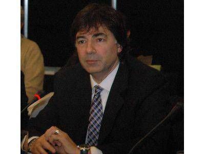 PABLO FERN�NDEZ: "DEBEMOS HACER UN ESFUERZO PARA LOGRAR QUE FEBRERO SEA DE TEMPORADA"