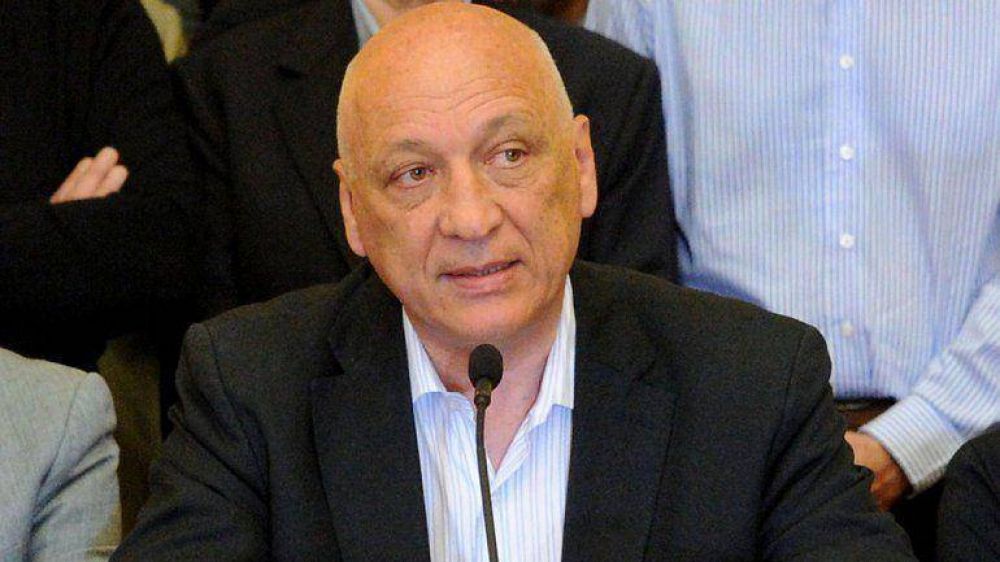 Bonfatti: "Respeto a Macri, pero no coincido con su estilo de construcci�n"