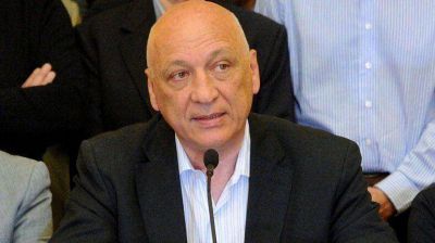 Bonfatti: "Respeto a Macri, pero no coincido con su estilo de construcci�n"