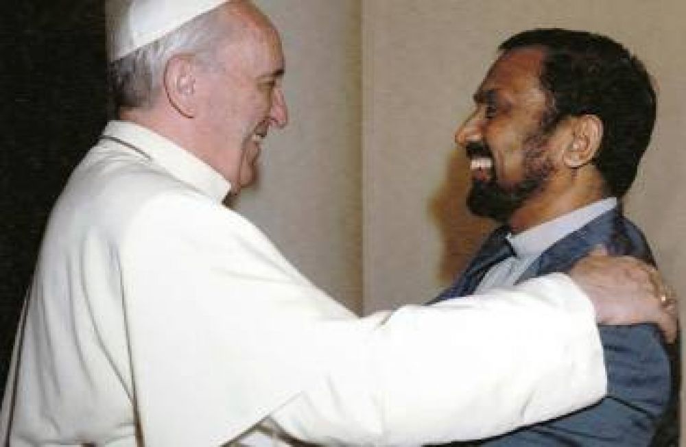 El padre Ignacio subi� las fotos de su encuentro con el Papa Francisco al Facebook de Natividad del Se�or