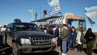 Gualeguaych�: impulsan embargos a asamble�stas	 