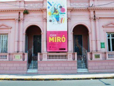 Hasta el pr�ximo martes se puede disfrutar la muestra del catal�n Joan Mir� 