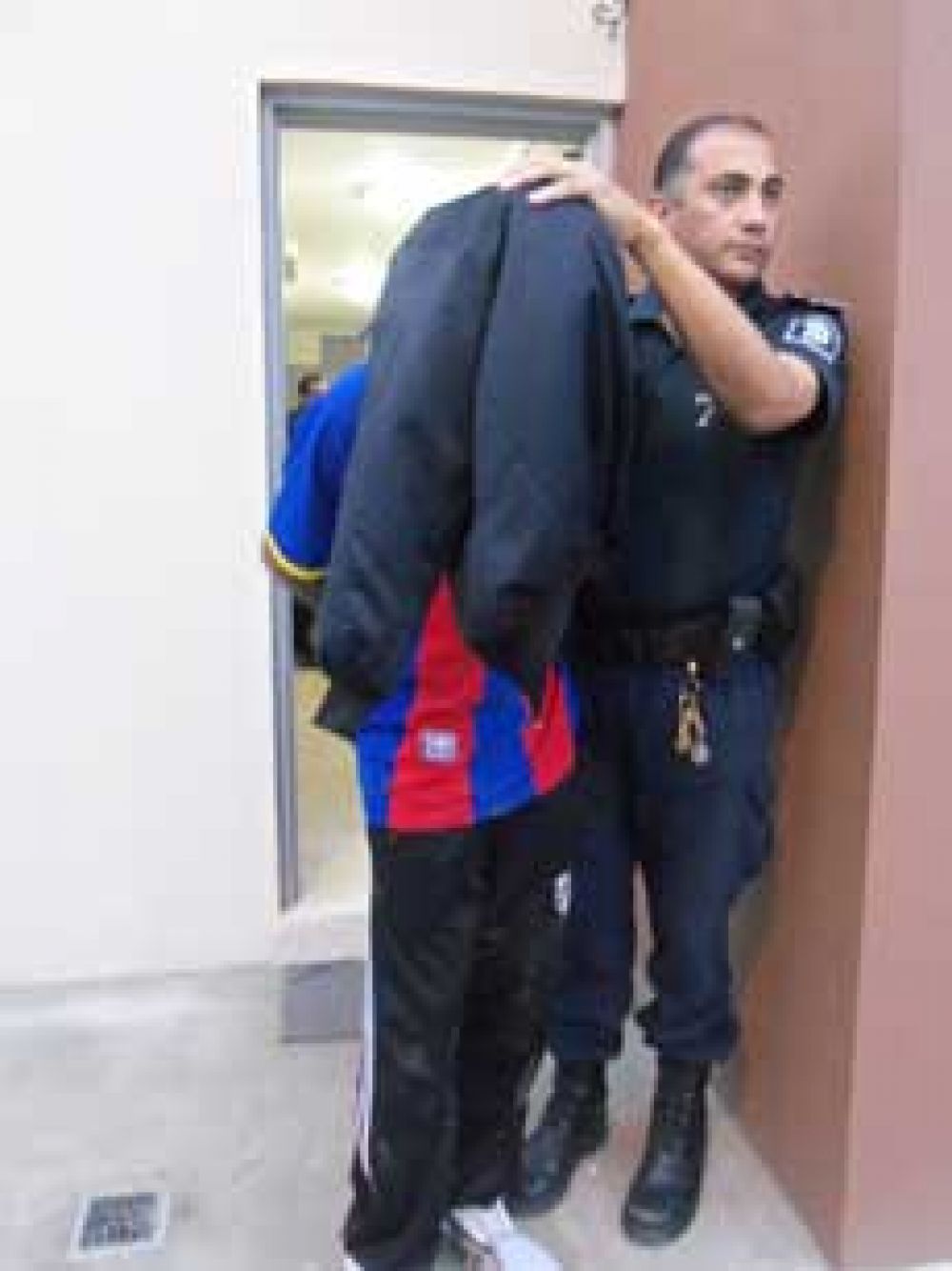 Aprehendido en un intento de hurto gracias al aviso de un vecino 