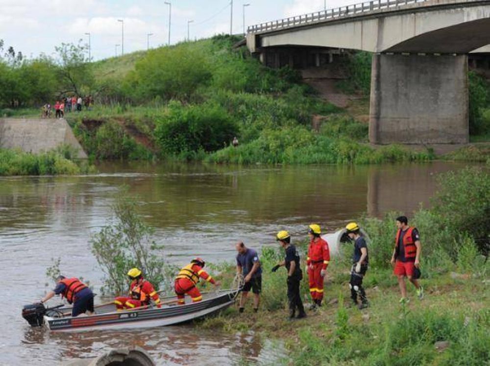 Ecos de la tormenta: intensa b�squeda de un abuelo y su nieto en el Saladillo