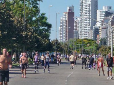 La Calle Recreativa cumple tres a�os y se afianza como un cl�sico de Rosario