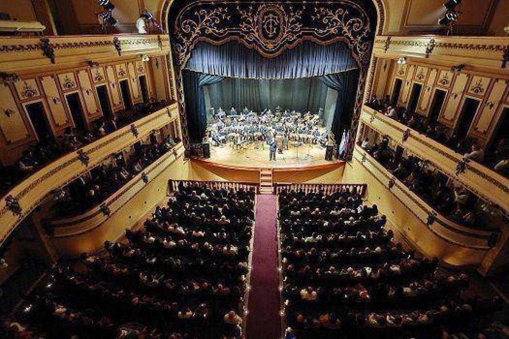 El Teatro Gualeguaychú está preparando sus mejores galas para festejar 100 años