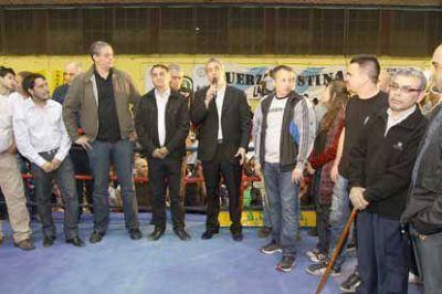 Ferraresi particip� de la exhibici�n del �Boxeo Argentino� en el Gatica