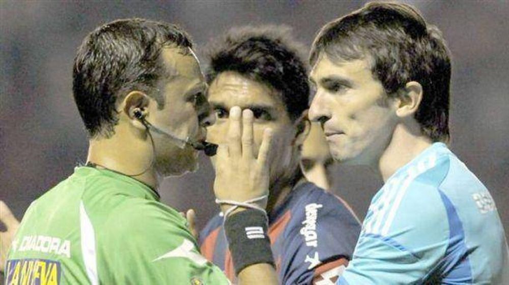 Dar�o Herrera, el �rbitro del supercl�sico pehuajense