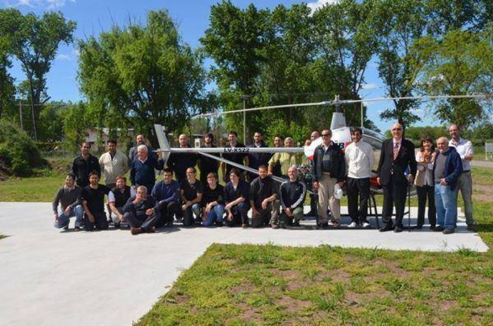 El intendente visit� la f�brica de helic�pteros Cicar�