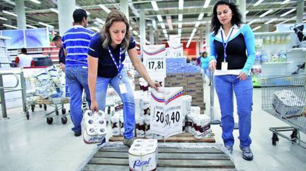 La falta de d�lares complica el pago de alimentos importados