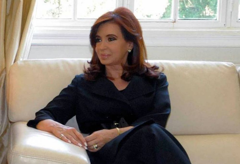 El Gobierno ya piensa en un acto para el regreso de Cristina