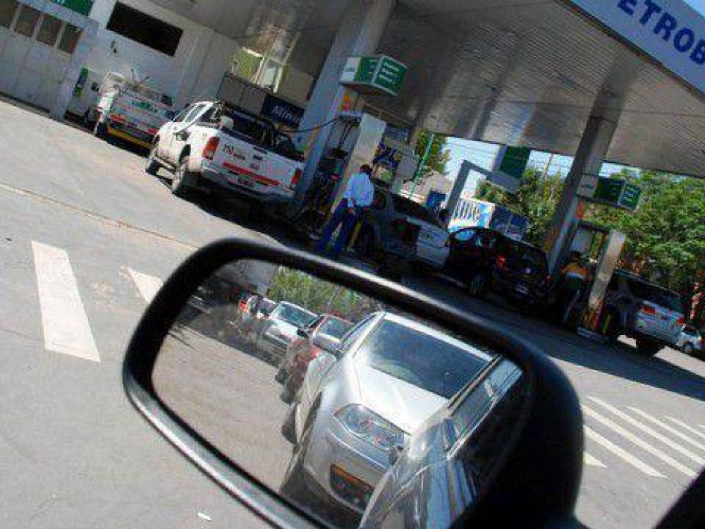 Otro incremento en precios de combustibles