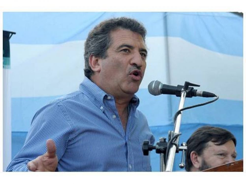Urribarri critic� a Binner y dijo que �el Gobierno no detiene su marcha mientras la Presidenta se recupera"