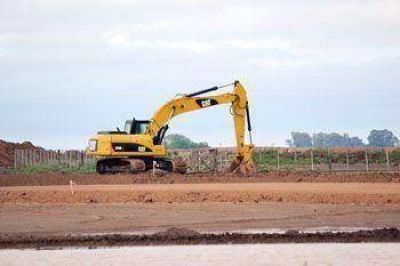 Trabajan en la futura circunvalaci�n y esperan obras en otras rutas de la zona