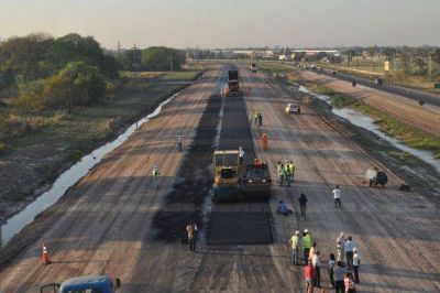 M�s de 480 millones de pesos se invertir�n en obras viales para Chaco el pr�ximo a�o