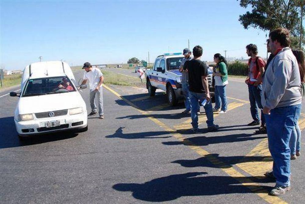 Se cumpli� un a�o de la rotura del puente de la 226 y 5