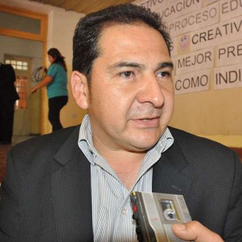Entregaron ventiladores a Escuelas de Capital