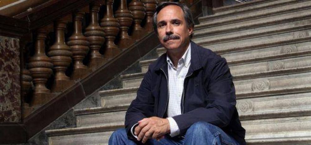 �La gesti�n de Bruera se caracteriza por la cantidad de anuncios incumplidos�