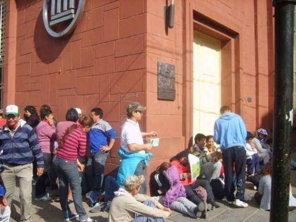 Semana clave para una salida al conflicto con gremio bancario