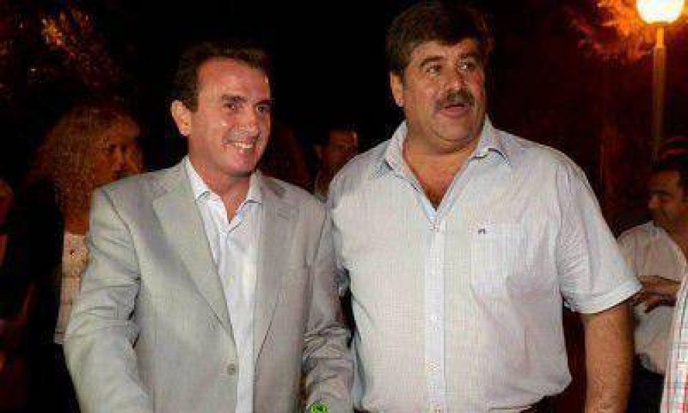 P�rez lleva a dos intendentes cobistas a la gira por China y Qatar