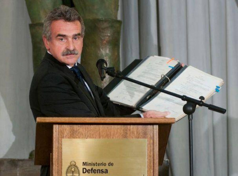Rossi: "Los documentos demuestran el sustento doctrinario e ideol�gico de la Junta Militar"