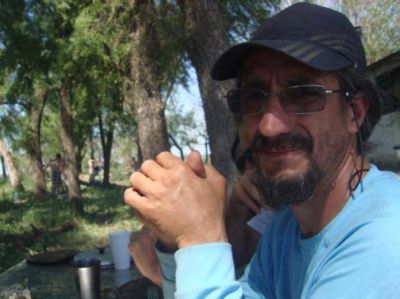 Una lancha atropell� a un kayak y abandon� a su conductor en el agua