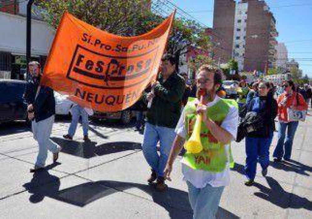 Salud: los Profesionales arrancan hoy la semana 30 de paro por una suba salarial 