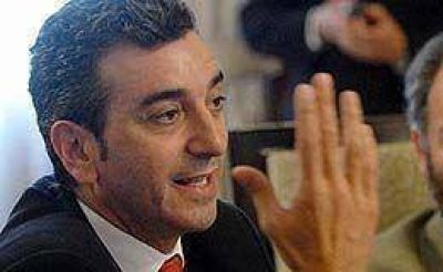 Gobierno calific� de "vergonzosa" la denuncia de Uni�n-PRO 