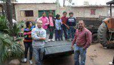 Red Solidaria entreg� donaciones a familias damnificadas por el temporal