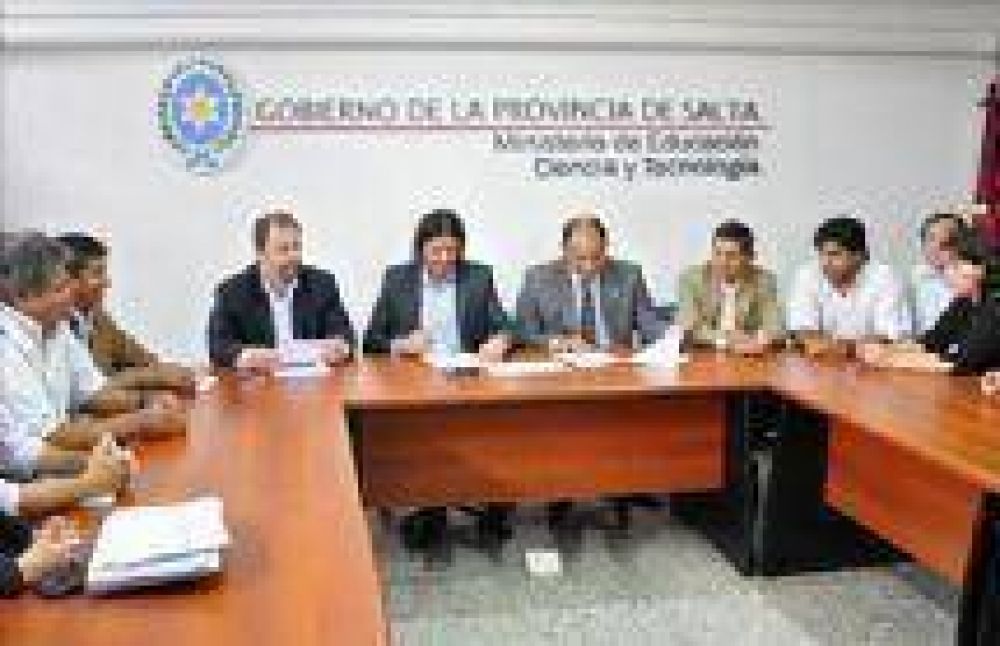 Paritarias : Comenzaron las negociaciones salariales con los gremios de la salud