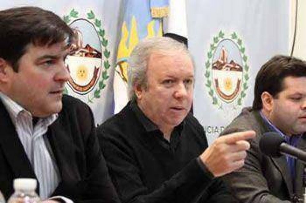PERALTA ANUNCIA ESTA SEMANA LOS CAMBIOS EN SU GABINETE