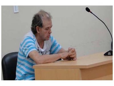 Acusado de intentar matar a su pareja, casi escap� de una comisar�a
