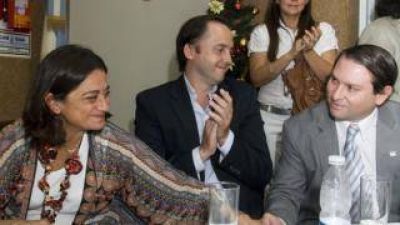 PAMI cancel� la deuda que ten�a con el hospital San Juan